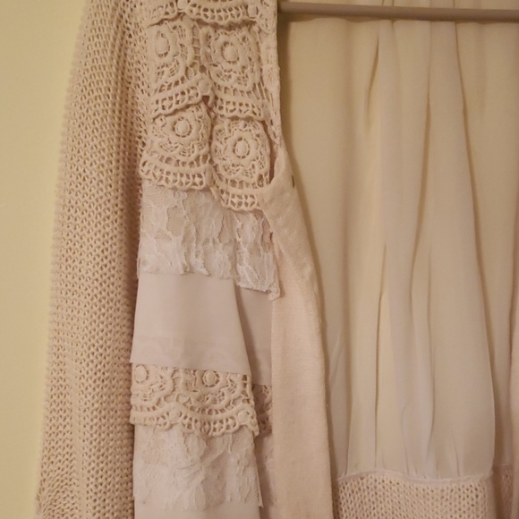 BKE Cream knit and sheer cardigan - Picture 2 of 5
